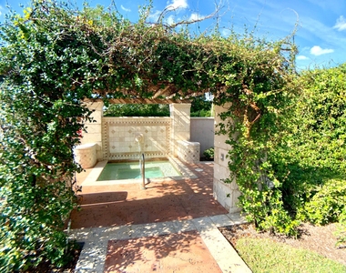 11770 St Andrews Place - Photo Thumbnail 32