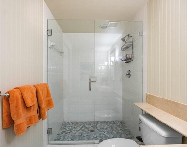 11770 St Andrews Place - Photo Thumbnail 13