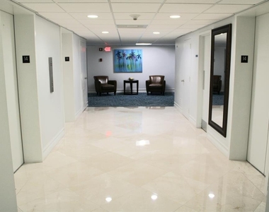 3900 Galt Ocean Drive - Photo Thumbnail 6