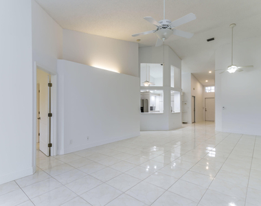 9130 Vineland Court - Photo Thumbnail 9