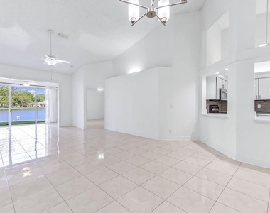 9130 Vineland Court - Photo Thumbnail 8