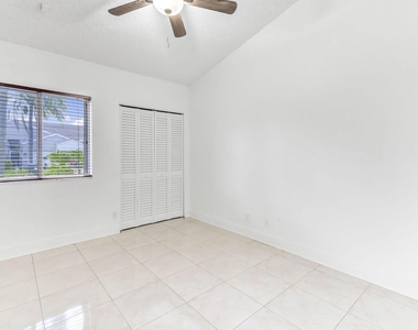 9130 Vineland Court - Photo Thumbnail 27