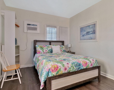 118 S J Street - Photo Thumbnail 16