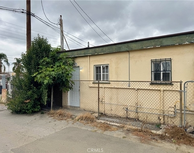 12616 Lambert Road - Photo Thumbnail 7