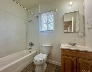 12616 Lambert Road - Photo Thumbnail 5