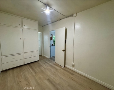12616 Lambert Road - Photo Thumbnail 4