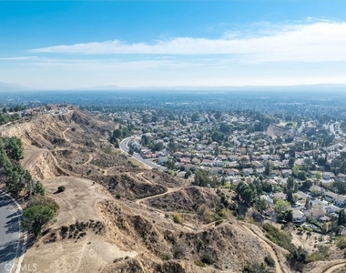 19100 Castlebay Lane - Photo Thumbnail 42