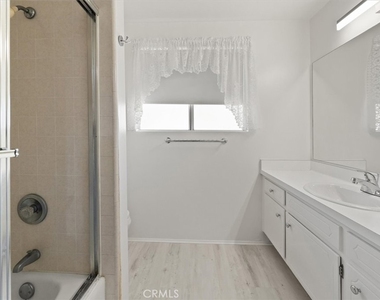 19100 Castlebay Lane - Photo Thumbnail 41