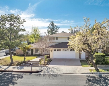 19100 Castlebay Lane - Photo Thumbnail 2