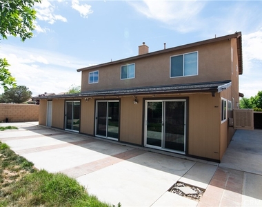 619 W Avenue H13 - Photo Thumbnail 50