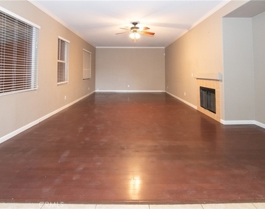 619 W Avenue H13 - Photo Thumbnail 31