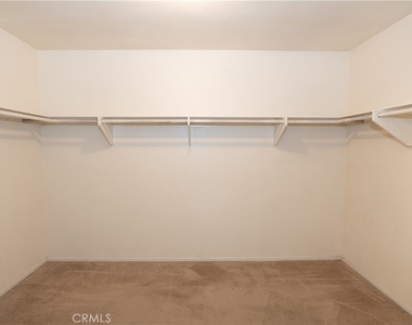 619 W Avenue H13 - Photo Thumbnail 4