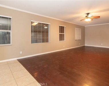 619 W Avenue H13 - Photo Thumbnail 30