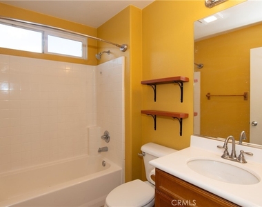 619 W Avenue H13 - Photo Thumbnail 52