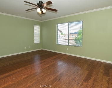 619 W Avenue H13 - Photo Thumbnail 9