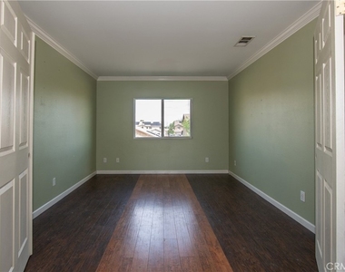 619 W Avenue H13 - Photo Thumbnail 12