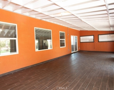 619 W Avenue H13 - Photo Thumbnail 43