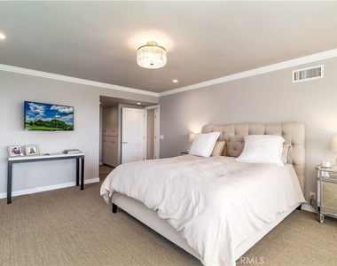 3546 Berry Drive - Photo Thumbnail 22