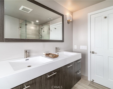 3546 Berry Drive - Photo Thumbnail 18