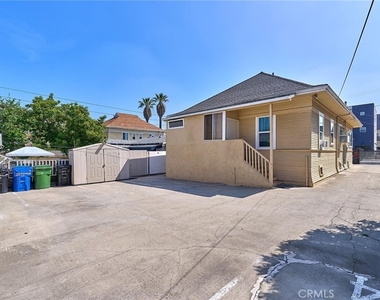 1115 S Mariposa Avenue - Photo Thumbnail 9