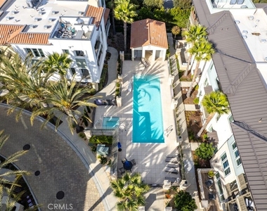 3318 Doheny Way - Photo Thumbnail 42