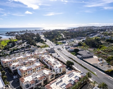 3318 Doheny Way - Photo Thumbnail 41