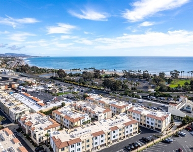 3318 Doheny Way - Photo Thumbnail 44