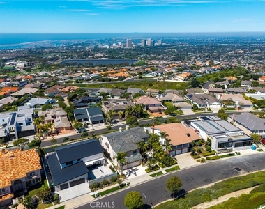 49 Cambria - Photo Thumbnail 1