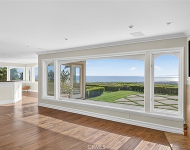 49 Cambria - Photo Thumbnail 10