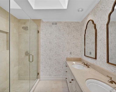 49 Cambria - Photo Thumbnail 39