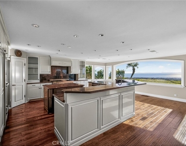 49 Cambria - Photo Thumbnail 11