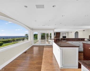 49 Cambria - Photo Thumbnail 21