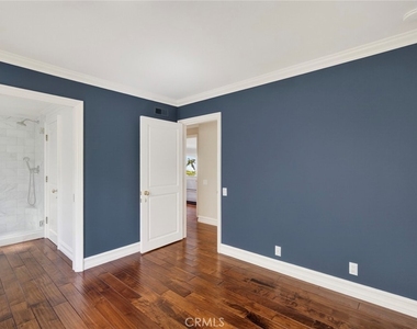 49 Cambria - Photo Thumbnail 27