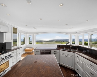 49 Cambria - Photo Thumbnail 14