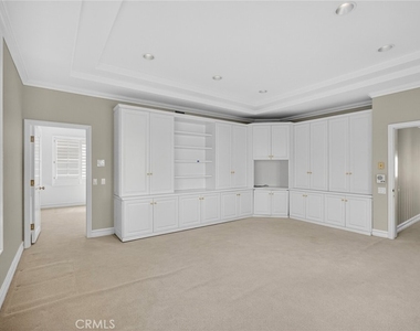49 Cambria - Photo Thumbnail 36