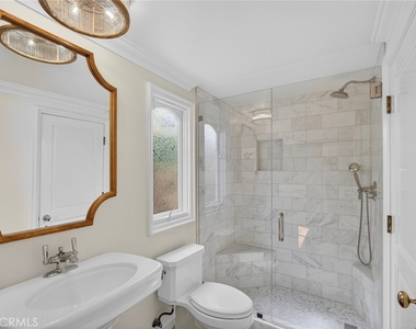 49 Cambria - Photo Thumbnail 28