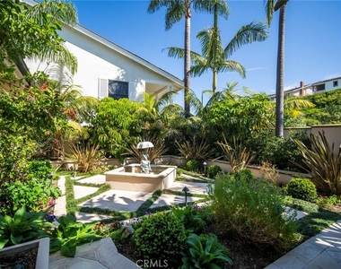 49 Cambria - Photo Thumbnail 5