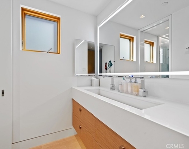 1509 E Bay Avenue - Photo Thumbnail 20