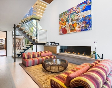 1509 E Bay Avenue - Photo Thumbnail 13