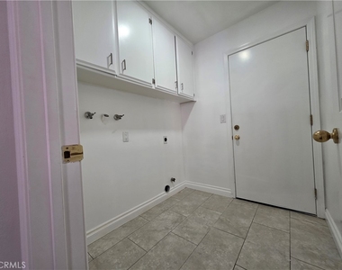 18507 Brasilia Drive - Photo Thumbnail 10