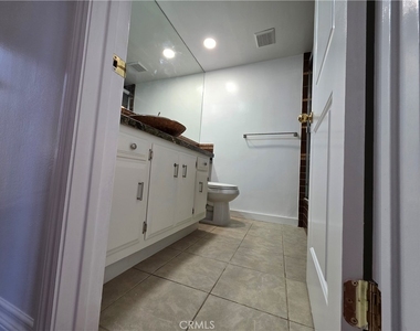 18507 Brasilia Drive - Photo Thumbnail 6
