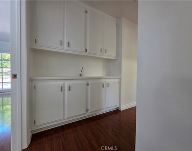 18507 Brasilia Drive - Photo Thumbnail 9