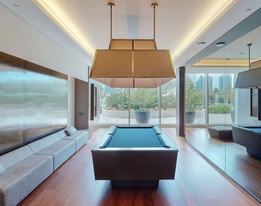 889 Francisco Street - Photo Thumbnail 27