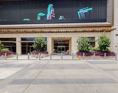 889 Francisco Street - Photo Thumbnail 24
