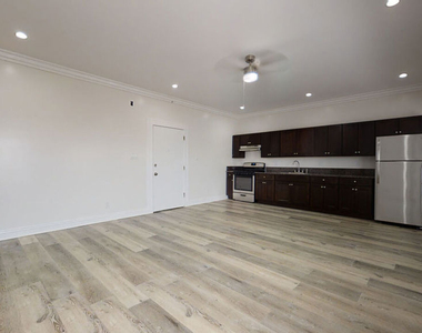1117 S Westlake Avenue - Photo Thumbnail 4