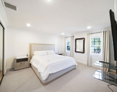 6138 Maryland Drive - Photo Thumbnail 19