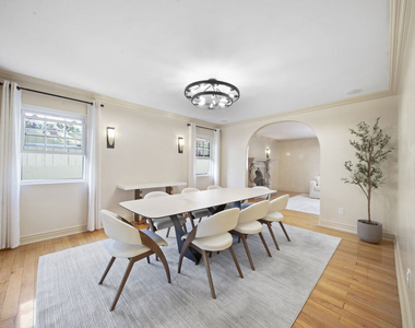 6138 Maryland Drive - Photo Thumbnail 9