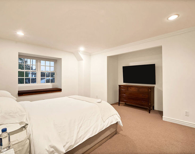6138 Maryland Drive - Photo Thumbnail 17
