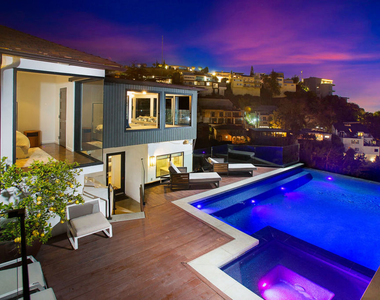 1733 Sunset Plaza Drive - Photo Thumbnail 4