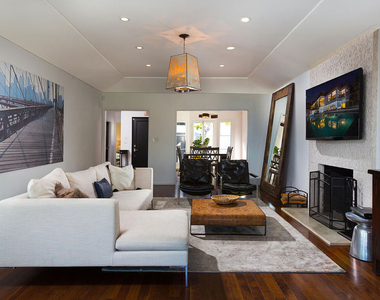 1733 Sunset Plaza Drive - Photo Thumbnail 21
